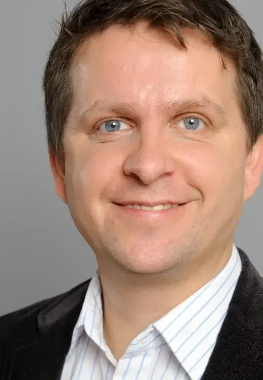 Dr. Stefan Giesen