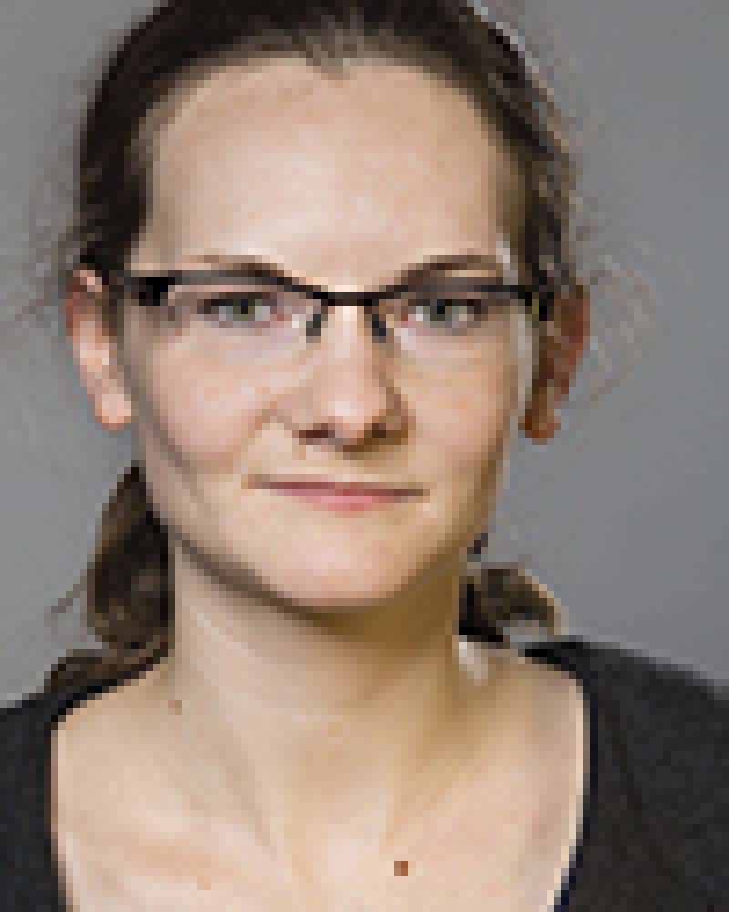 Dr. Nicole Rupschus